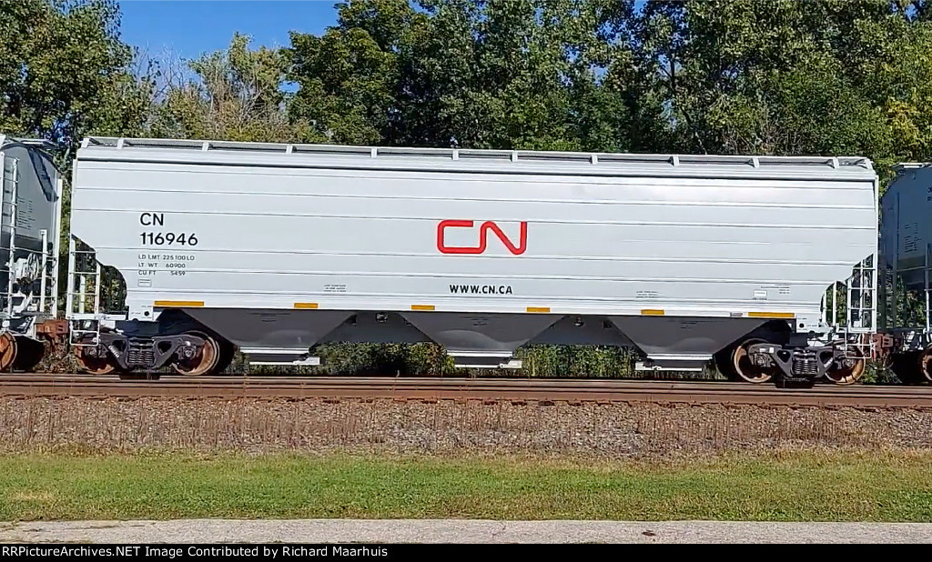 CN 116946